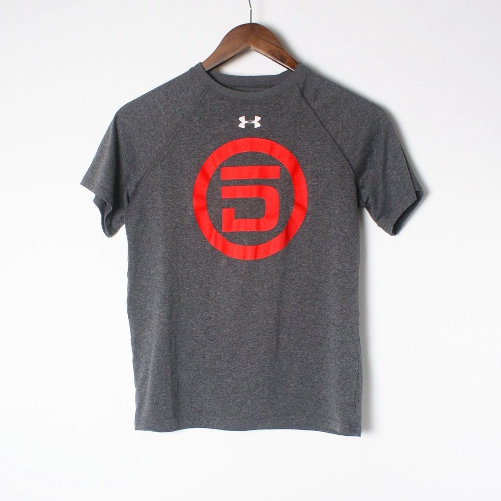 Under Armour Youth Loose Fit Large Heat Gear T-shirt - Gray and Red